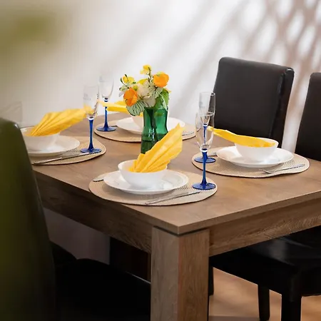 Shm Apartments With Ac And Teracce *