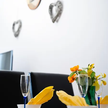Apartman Shm Apartments With Ac And Teracce